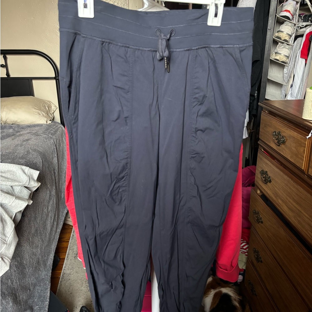 lululemon athletica dance studio jogger - Picture 2 of 4